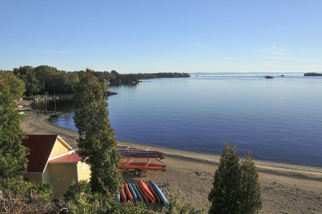 Auberge Des Iles Saint Gedeon ภายนอก รูปภาพ